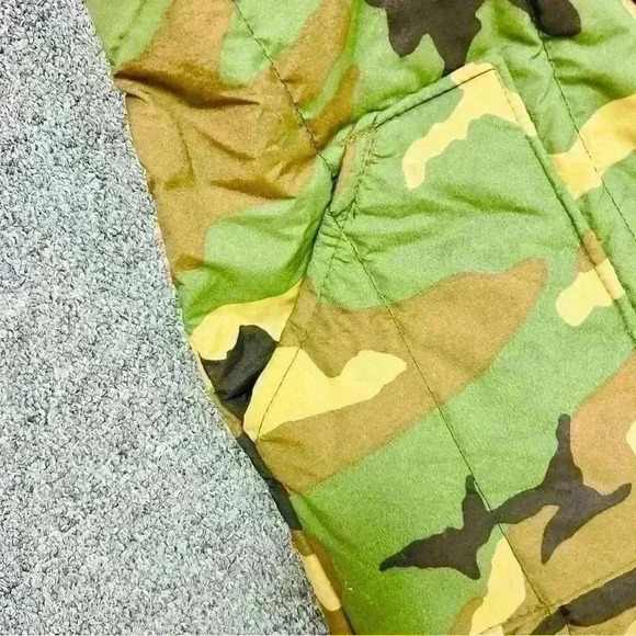 Highland Mills Camo Long Sleeve
Coverall Boy's Medium - Picture 7 of 9